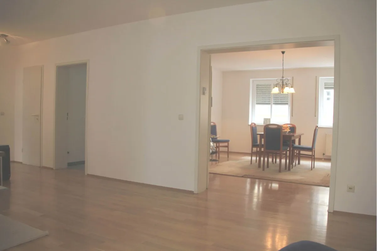 12 Esszimmer 4