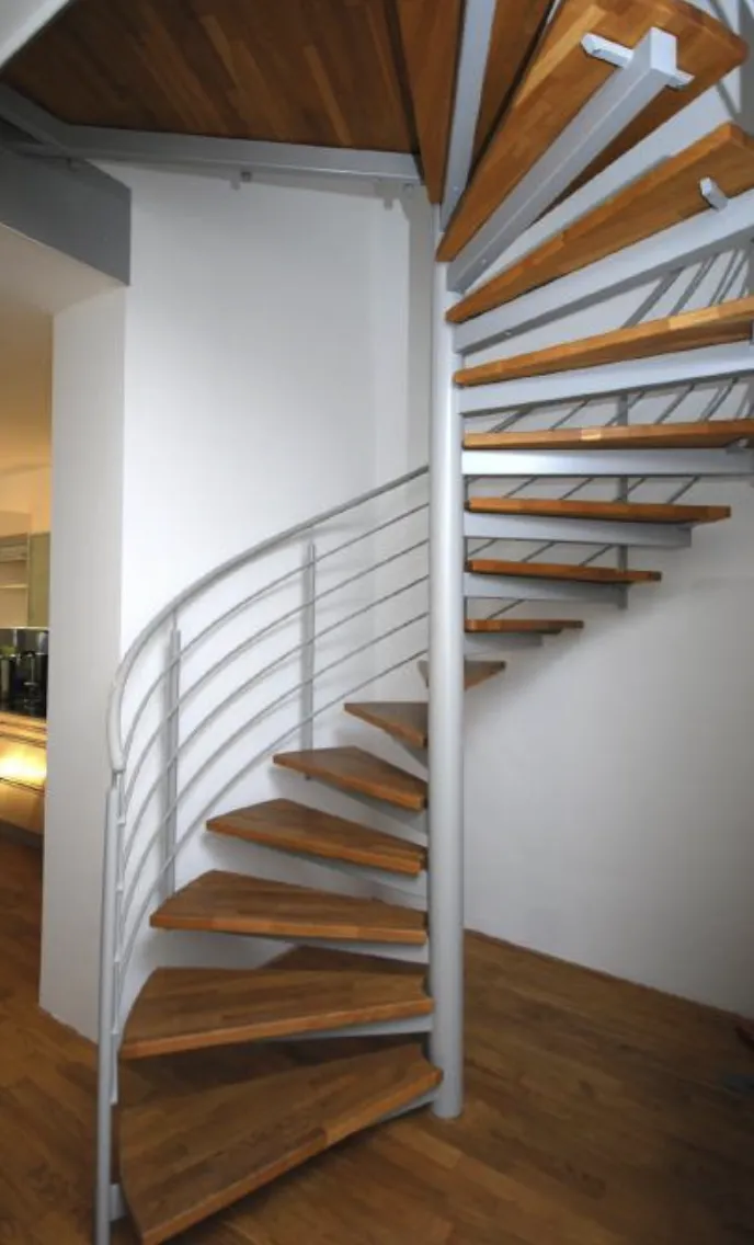 Treppe vom EG zum OG
