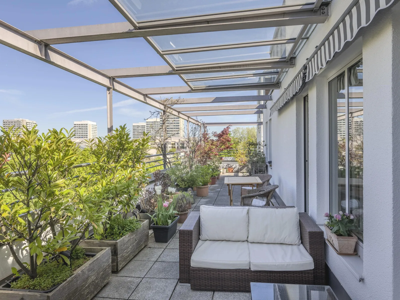 Dachterrasse Westansicht