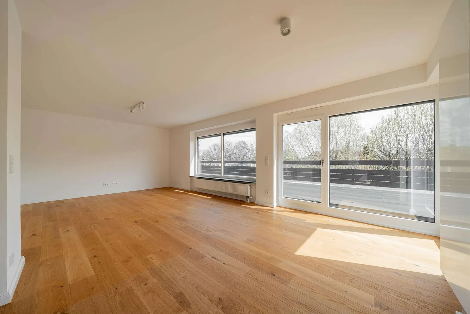 Wohnzimmer ohne Staging. 
