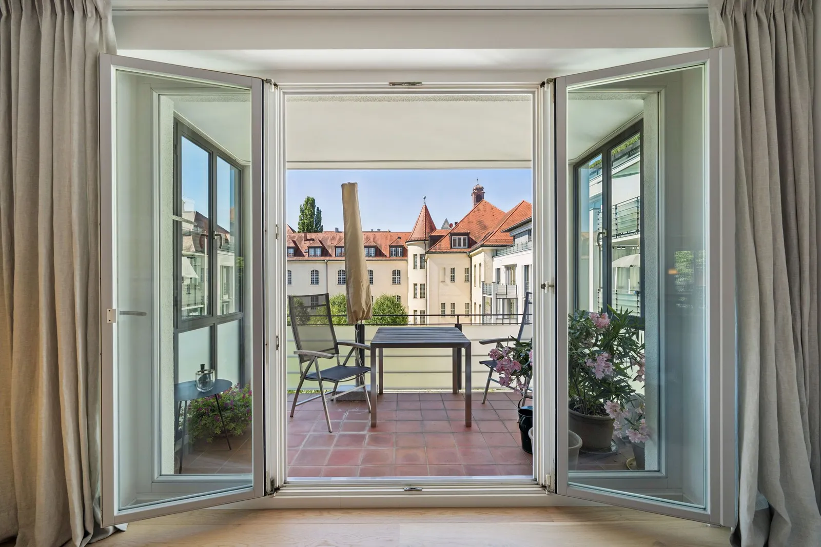 Südbalkon im 3. Obergeschos...
